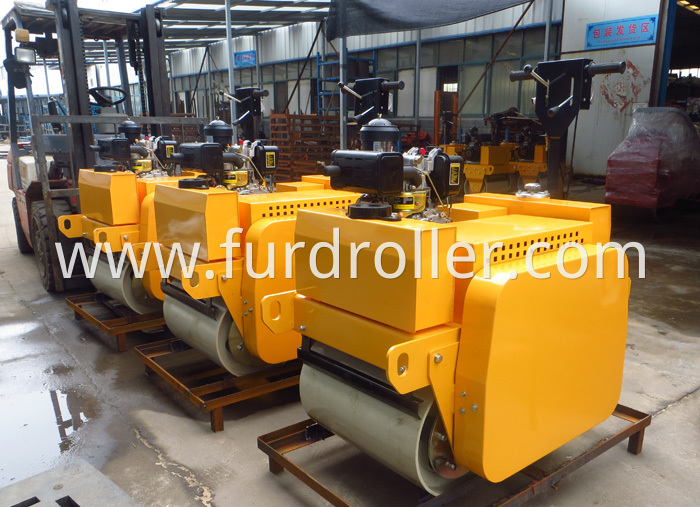 550kg hand operated road roller